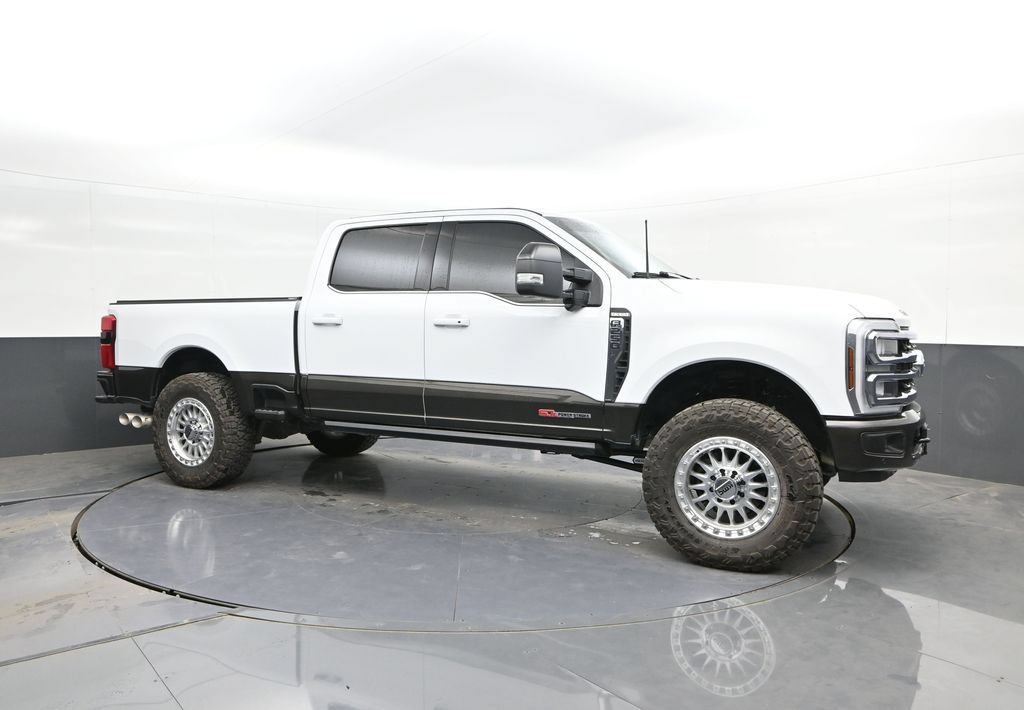 Certified 2024 Ford F250 King Ranch AWD/4WD image 17