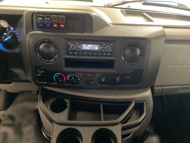 Certified 2023 Ford E-450 and Econoline 450 Super Duty w/ Power Windows & Locks Group RWD image 17