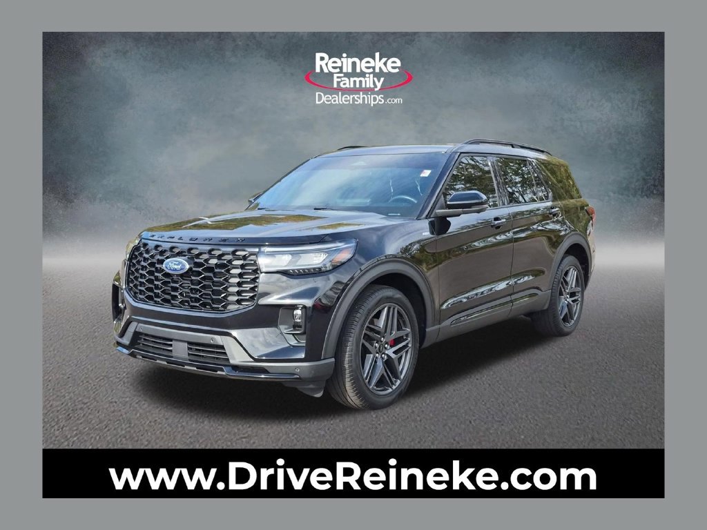 Certified 2025 Ford Explorer ST-Line w/ Premium Package AWD/4WD image 1