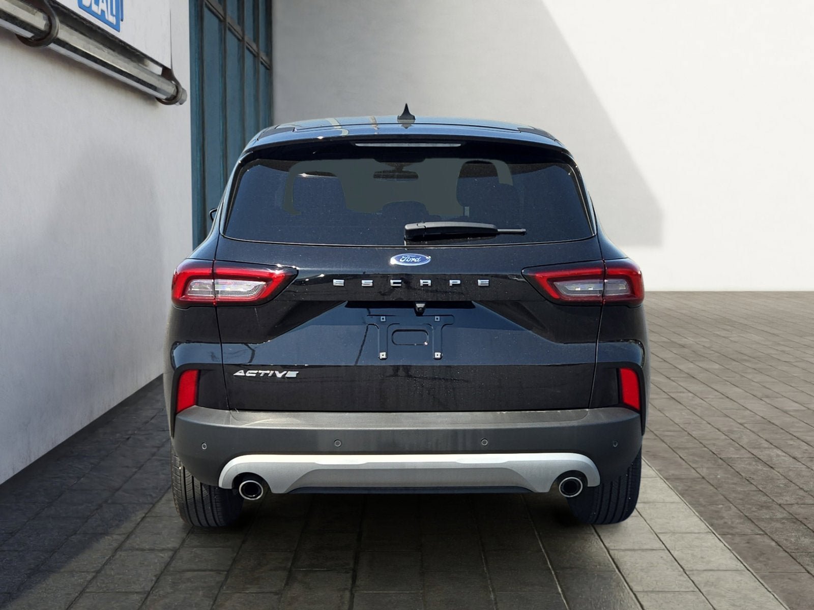Certified 2023 Ford Escape Active w/ Tech Pack #2 FWD image 4