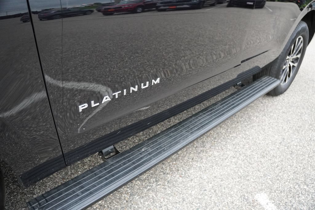 Certified 2025 Ford Expedition Platinum AWD/4WD image 14