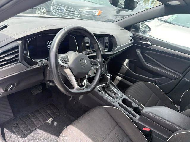 Used 2022 Volkswagen Jetta Sport FWD image 6