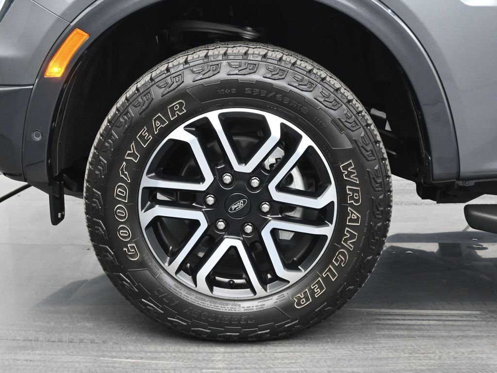 Certified 2024 Ford Ranger Lariat w/ FX4 Off-Road Package image 50