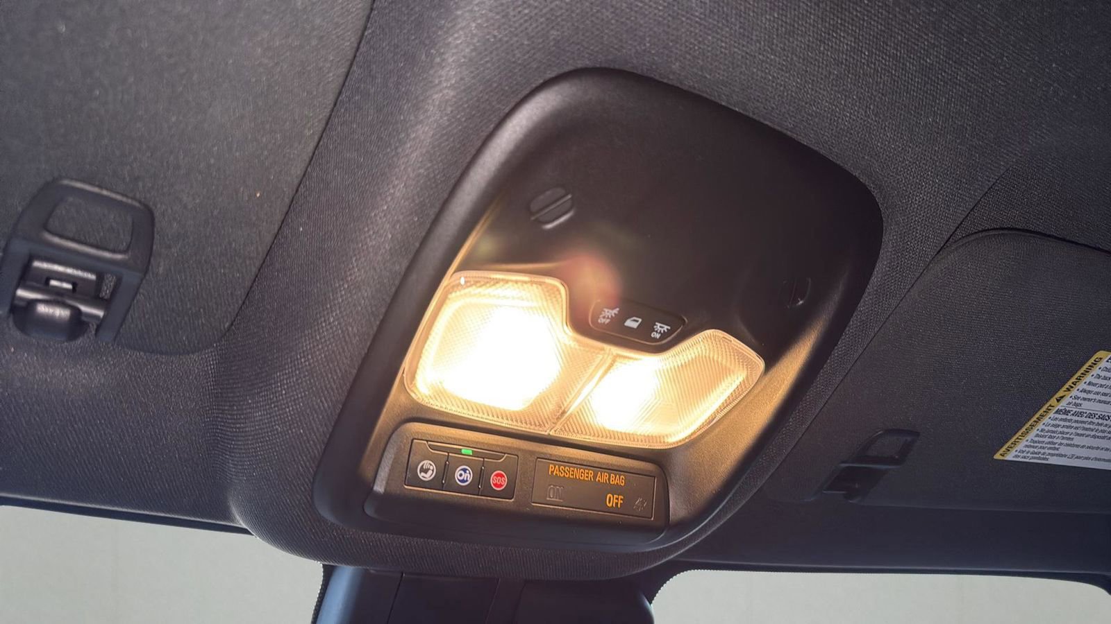 Used 2023 Chevrolet TrailBlazer RS image 23