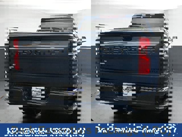 Used 2024 Chevrolet Silverado 1500 Custom w/ Turbomax Blackout Package AWD/4WD image 12