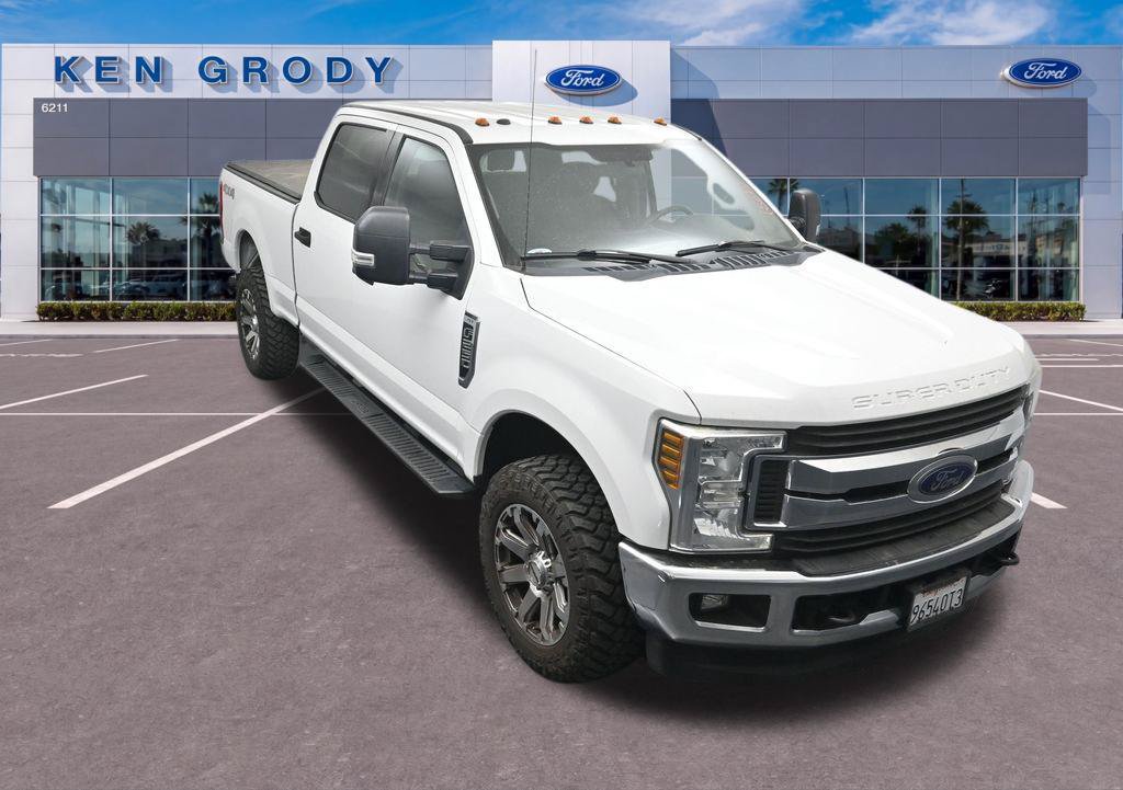 Certified 2018 Ford F250 XLT w/ XLT Value Package AWD/4WD image 11