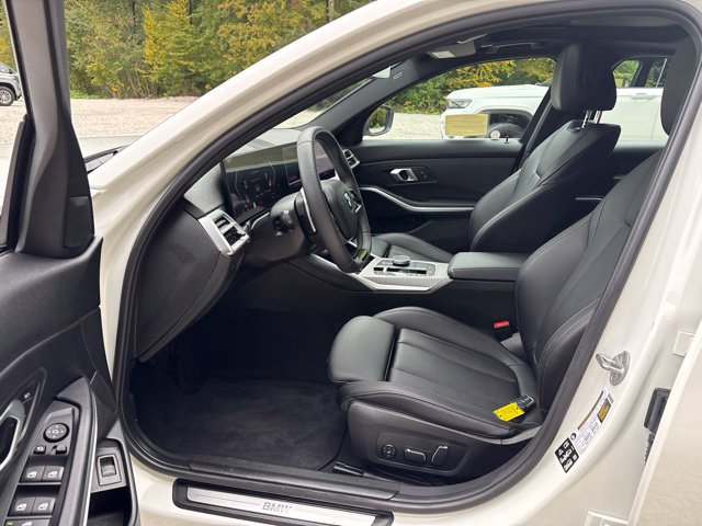 Used 2026 BMW 330i xDrive Sedan AWD/4WD image 26
