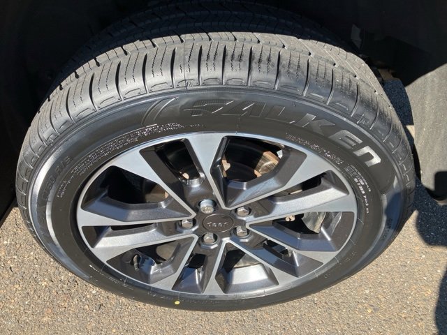 Used 2022 Jeep Grand Cherokee Overland w/ Luxury Tech Group IV image 24