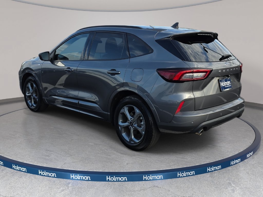 Certified 2023 Ford Escape ST-Line w/ Tech Pack #1 FWD image 7