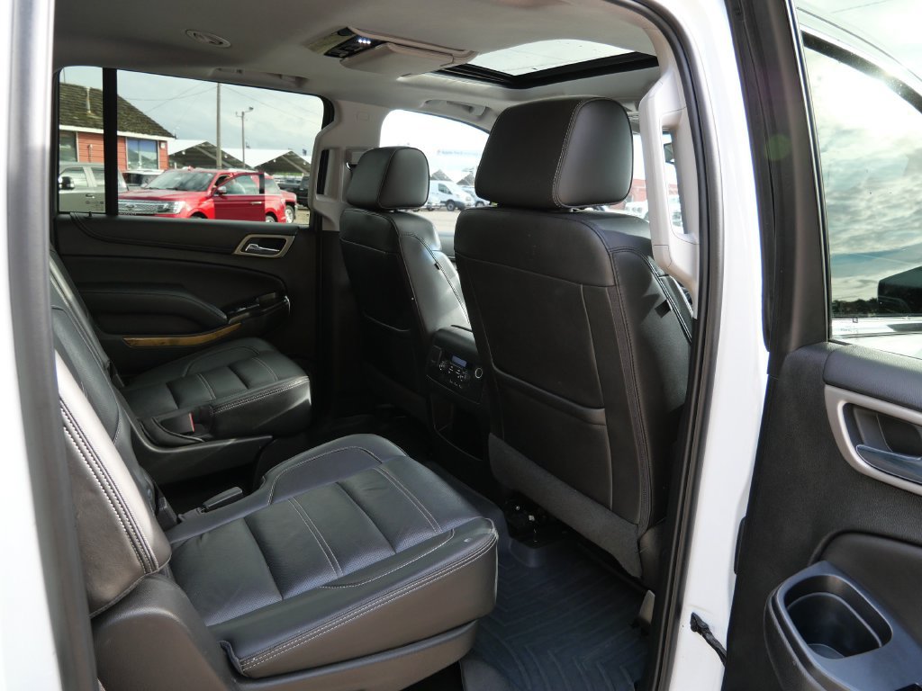 Used 2017 GMC Yukon XL Denali w/ Open Road Package AWD/4WD image 13