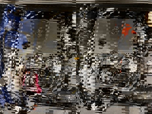 Used 2025 Toyota Camry SE image 11