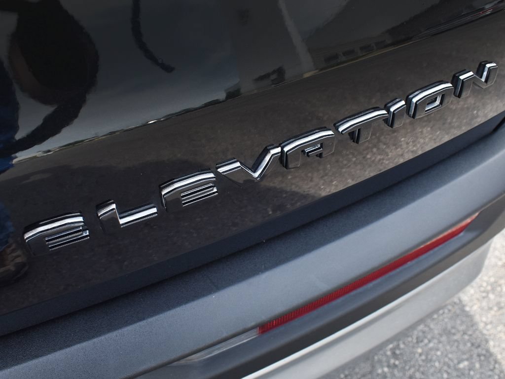Used 2025 GMC Acadia Elevation AWD/4WD image 9