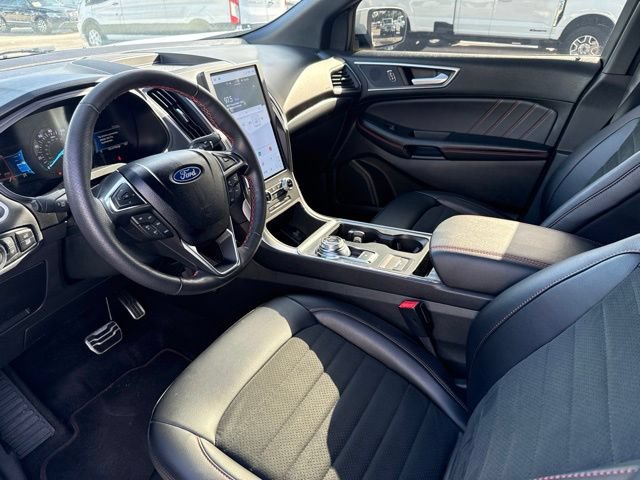 Certified 2023 Ford Edge ST-Line AWD/4WD image 9