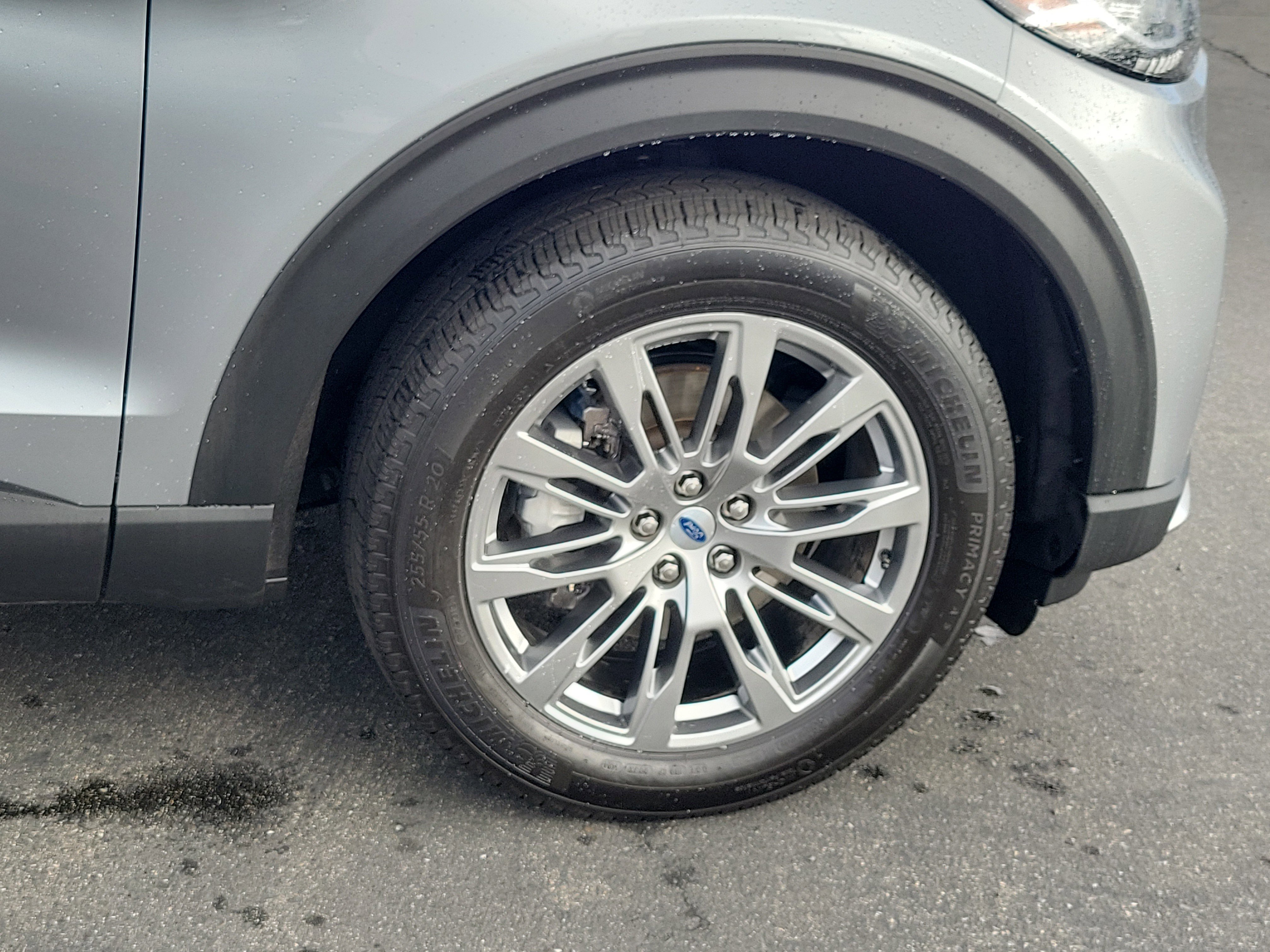 Certified 2025 Ford Explorer Platinum AWD/4WD image 15
