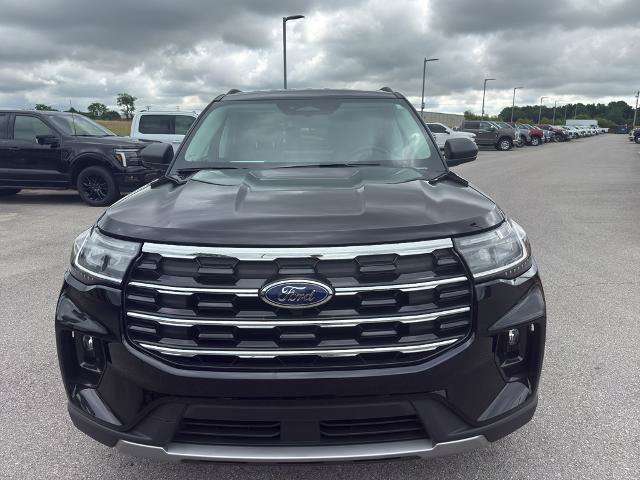 Certified 2025 Ford Explorer Active w/ Active Comfort Package AWD/4WD image 2
