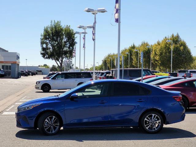 Used 2023 Kia Forte LXS FWD image 7