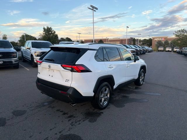 Used 2025 Toyota RAV4 XLE AWD/4WD image 9