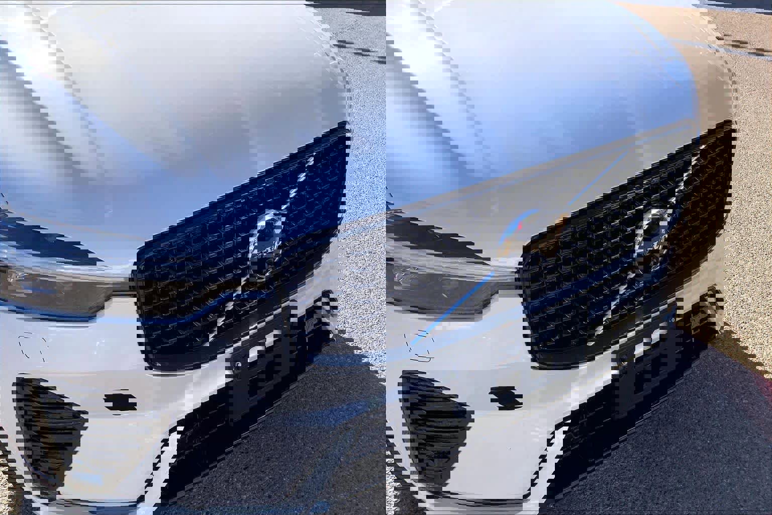 Used 2024 Volvo XC60 B5 Ultimate image 29