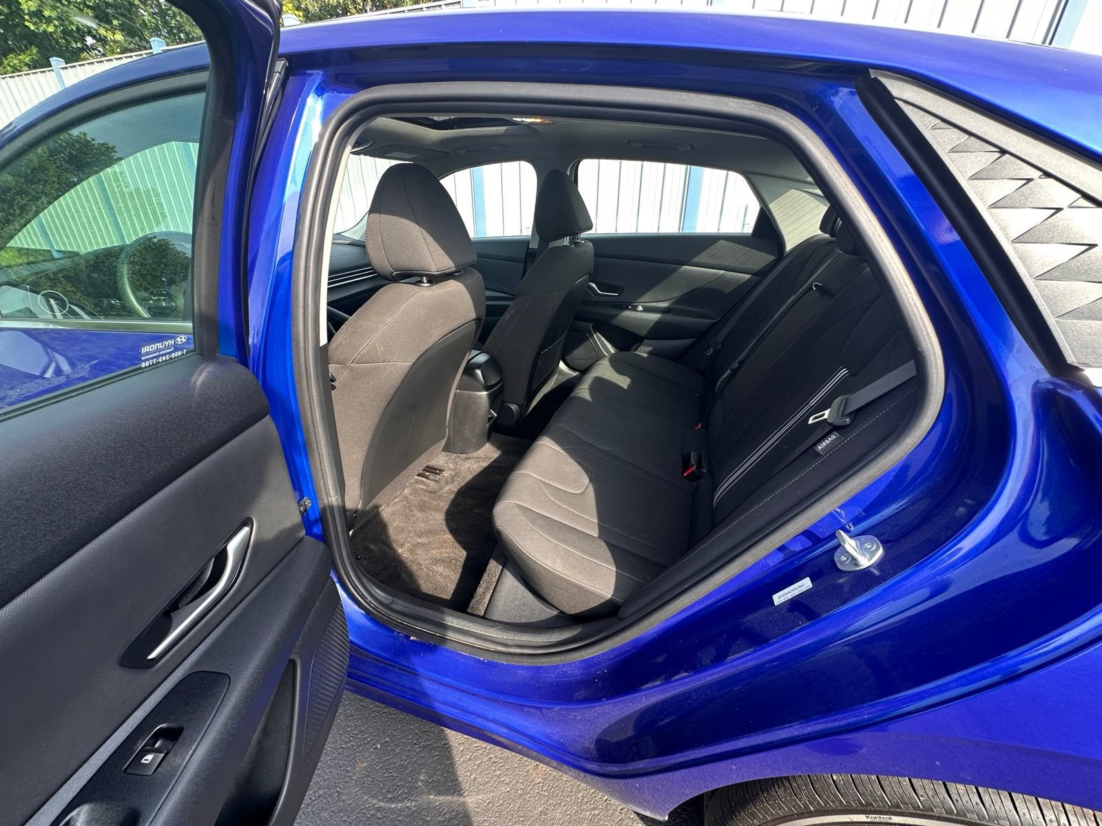 Used 2025 Hyundai Elantra SEL FWD image 16