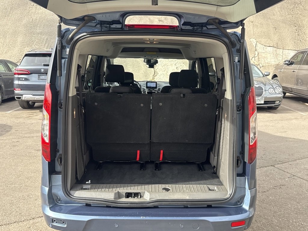 Certified 2022 Ford Transit Connect XLT image 9