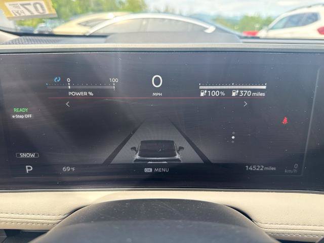 Used 2025 Nissan Ariya AWD image 12