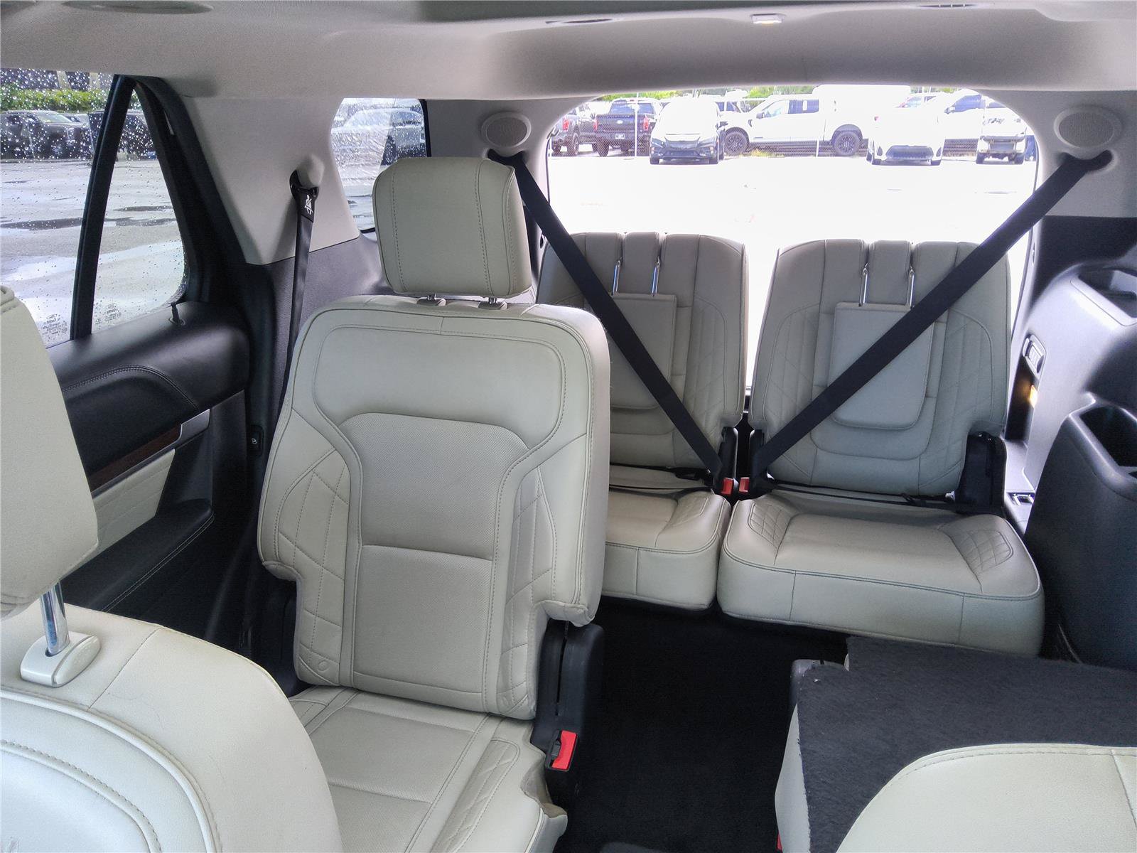 Certified 2017 Ford Explorer Platinum AWD/4WD image 18
