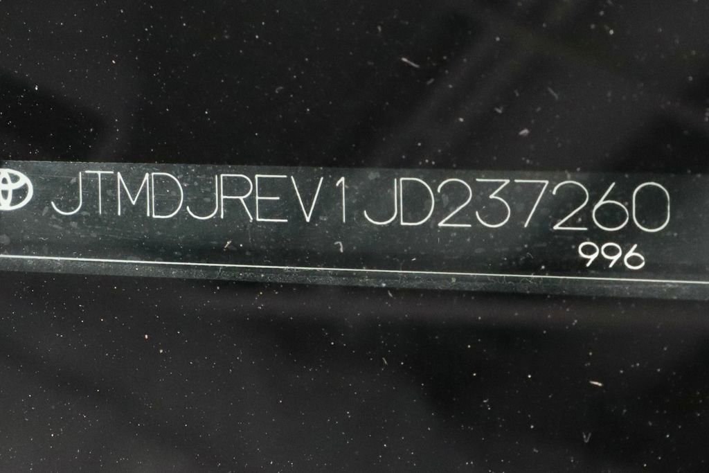 Used 2018 Toyota RAV4 Limited AWD/4WD image 34