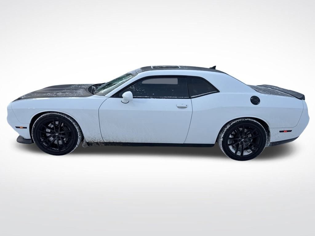 Used 2017 Dodge Challenger T/A image 2