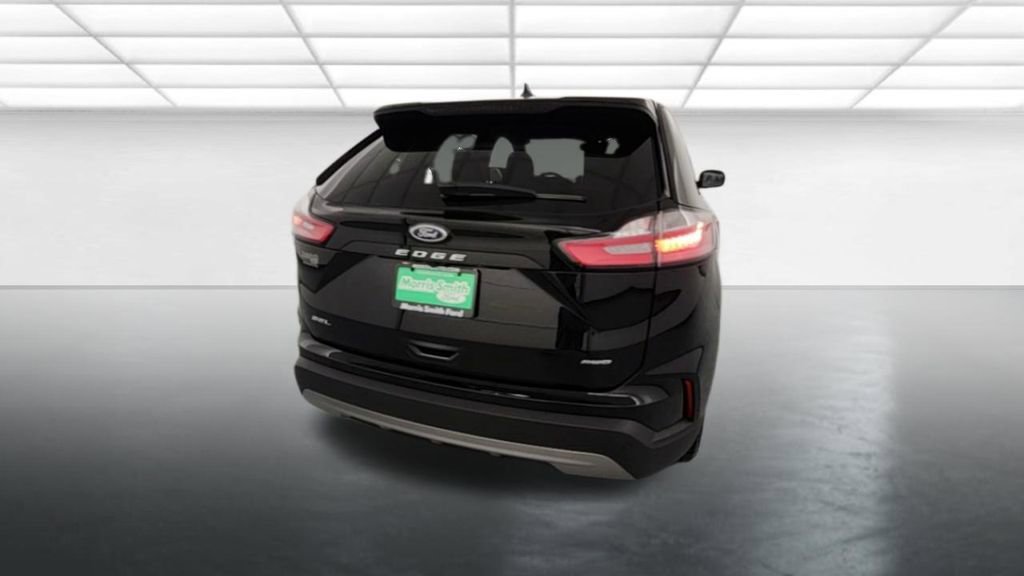 Certified 2024 Ford Edge SEL w/ Convenience Package AWD/4WD image 7