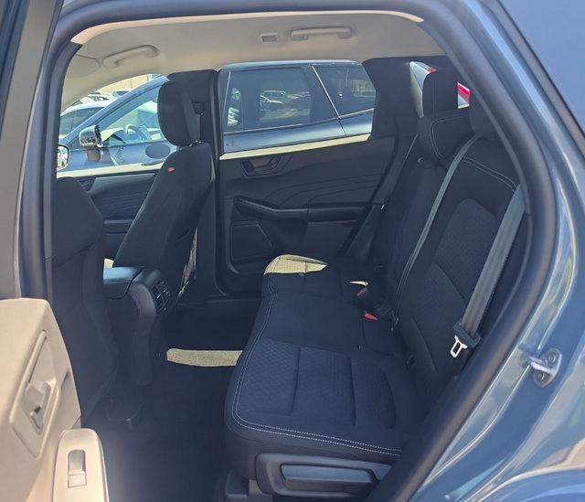 Certified 2025 Ford Escape Active FWD image 8