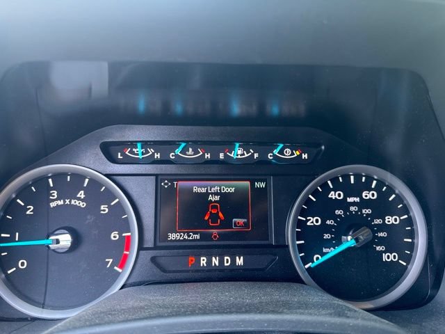 Certified 2022 Ford F250 XLT w/ XLT Premium Package AWD/4WD image 18