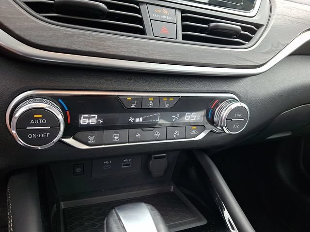 Used 2023 Nissan Altima 2.5 SL AWD/4WD image 16