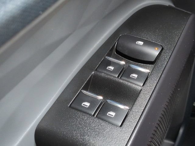Certified 2024 Ford Maverick XL FWD image 21