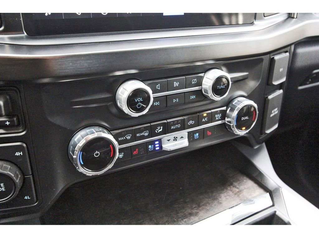 Certified 2024 Ford F250 Lariat w/ Sport Appearance Package image 24