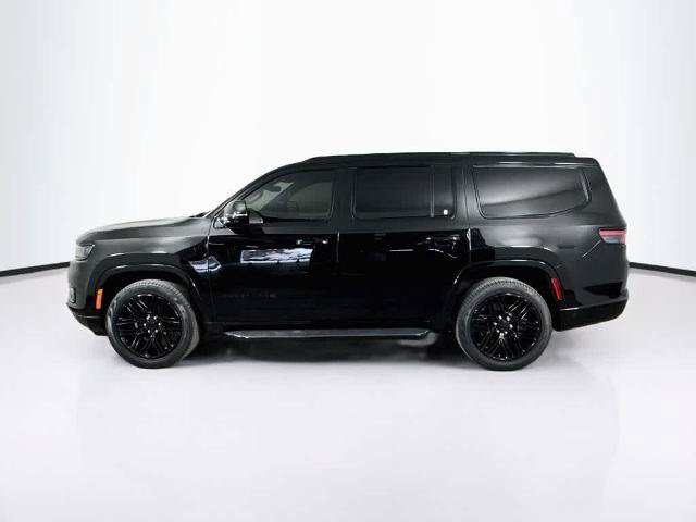 Used 2023 Jeep Wagoneer Series II RWD image 3