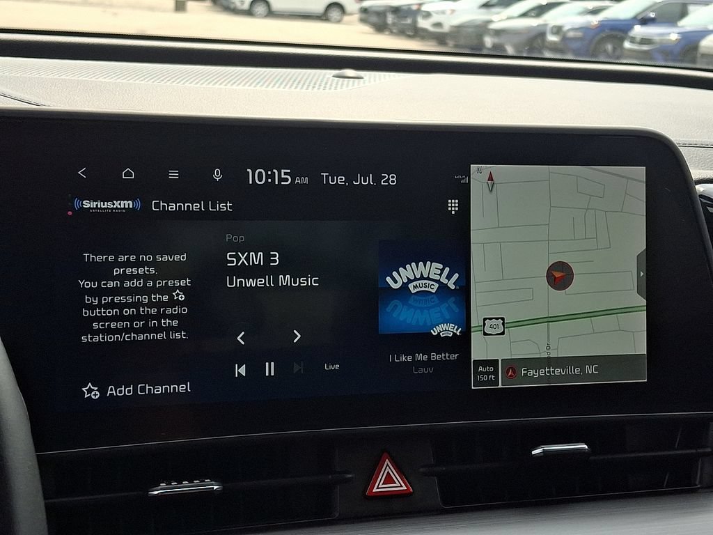 Used 2023 Kia Sportage EX AWD/4WD image 16