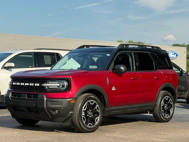 Certified 2025 Ford Bronco Sport Outer Banks w/ Outer Banks Tech Package+ AWD/4WD image 47
