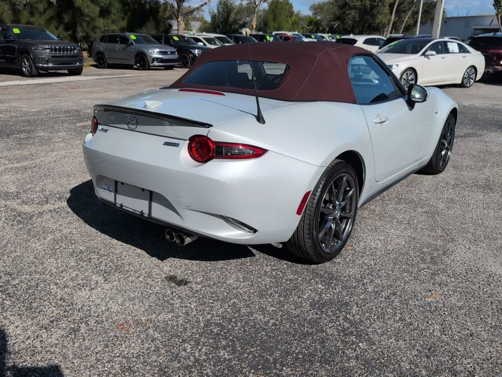 Used 2018 MAZDA MX-5 Miata Grand Touring image 3