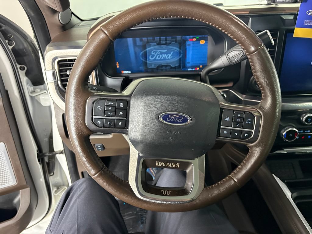 Certified 2025 Ford F250 King Ranch AWD/4WD image 32