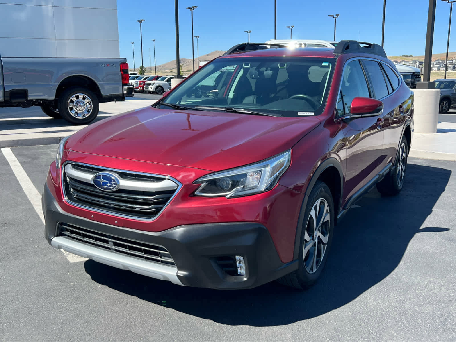 Used 2022 Subaru Outback Limited AWD/4WD image 2