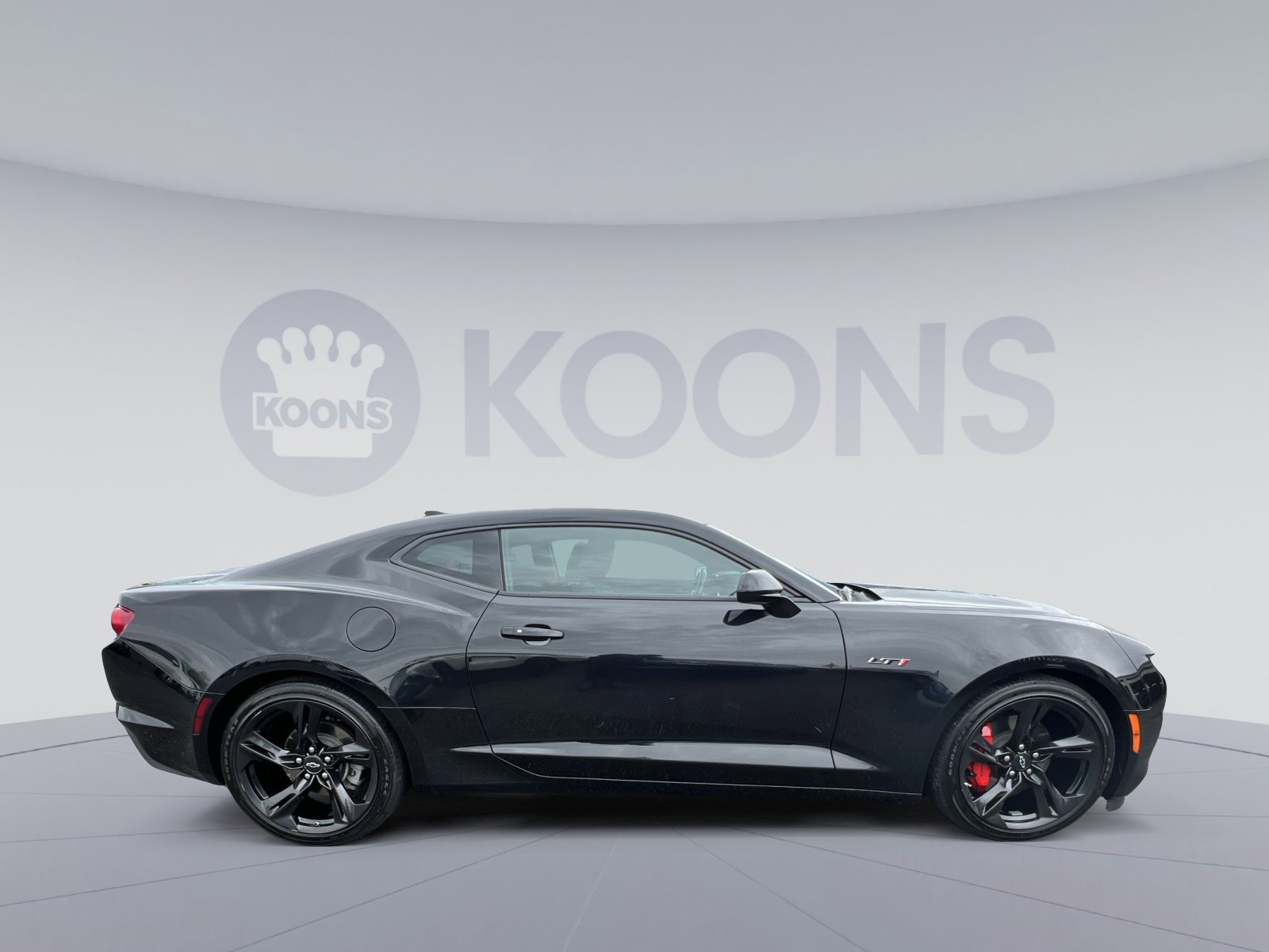 Used 2022 Chevrolet Camaro LT RWD image 12