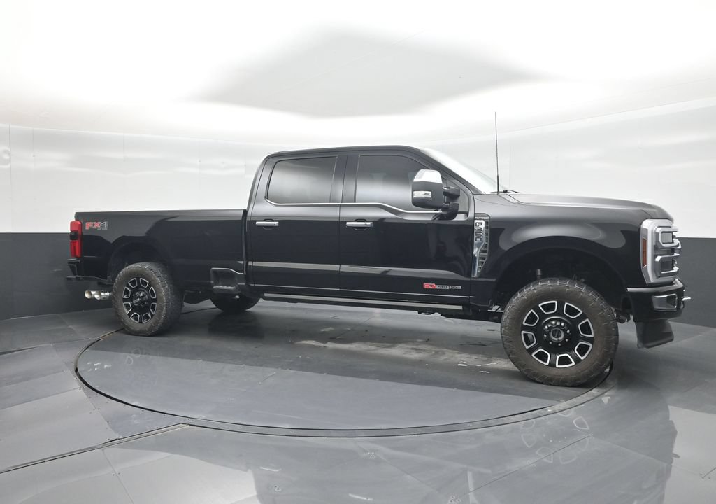 Certified 2024 Ford F350 Platinum w/ FX4 Off-Road Package AWD/4WD image 11
