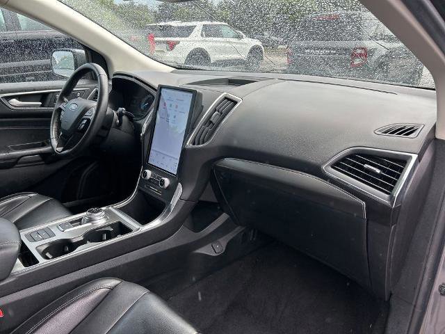 Certified 2022 Ford Edge Titanium image 36