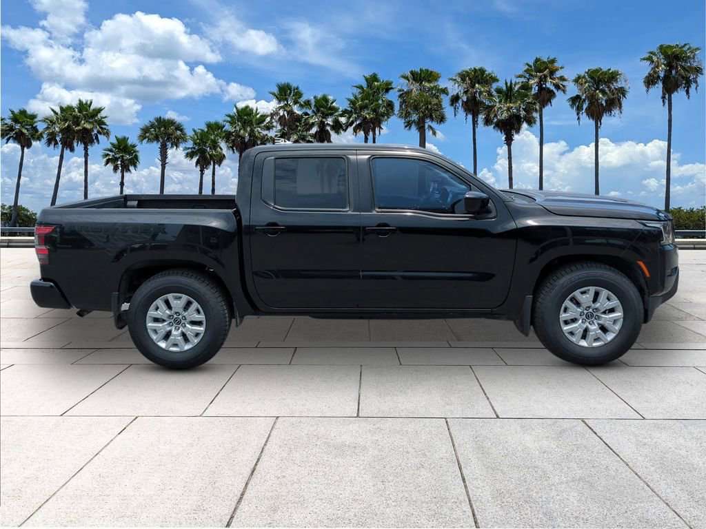 Used 2022 Nissan Frontier SV w/ Technology Package RWD image 8