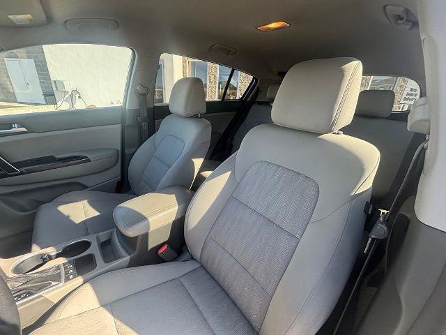 Used 2017 Kia Sportage LX AWD/4WD image 15