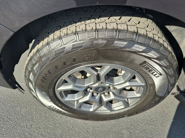 Certified 2025 Ford Expedition Active AWD/4WD image 22