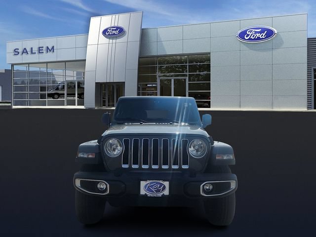 Used 2018 Jeep Wrangler Unlimited Sahara w/ Cold Weather Group AWD/4WD image 7