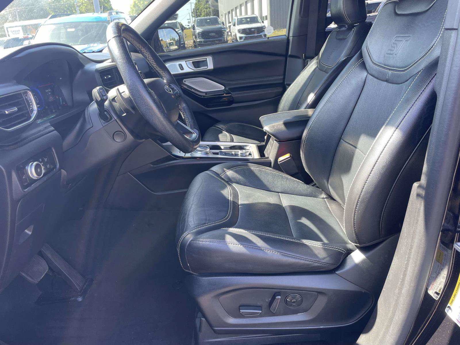 Certified 2023 Ford Explorer ST w/ Equipment Group 401A AWD/4WD image 15
