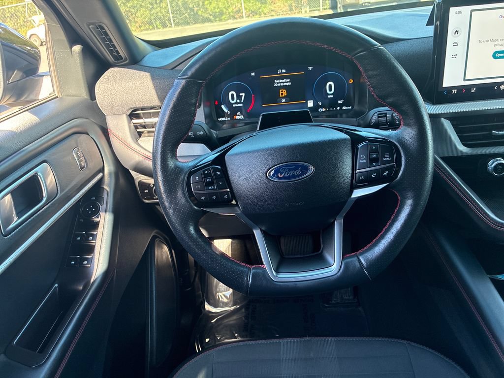 Certified 2025 Ford Explorer ST-Line AWD/4WD image 16