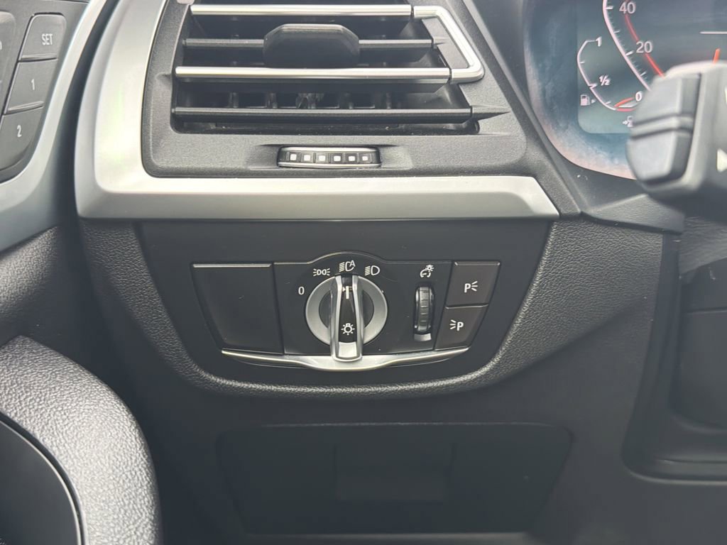 Used 2024 BMW X3 sDrive30i image 28